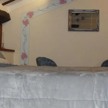 Domus Ghibellinae - Il Cantico *