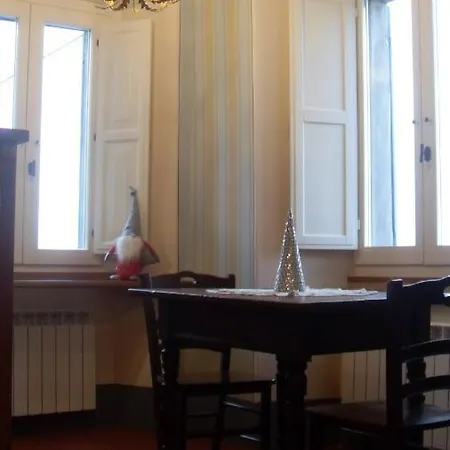 Domus Ghibellinae - Il Cantico Apartment Cortona