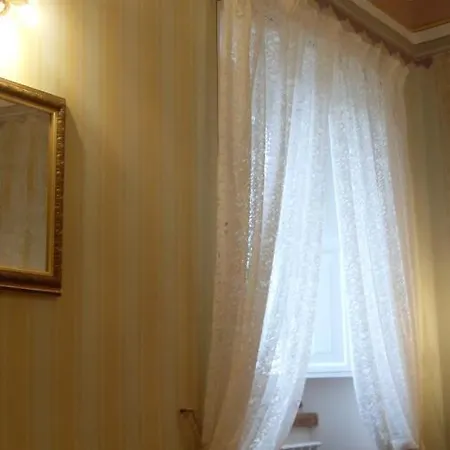 Domus Ghibellinae - Il Cantico Apartmán Cortona