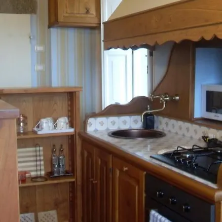 Domus Ghibellinae - Il Cantico Appartement Cortona